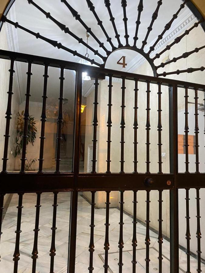 Arco Macarena Suite Siviglia Esterno foto